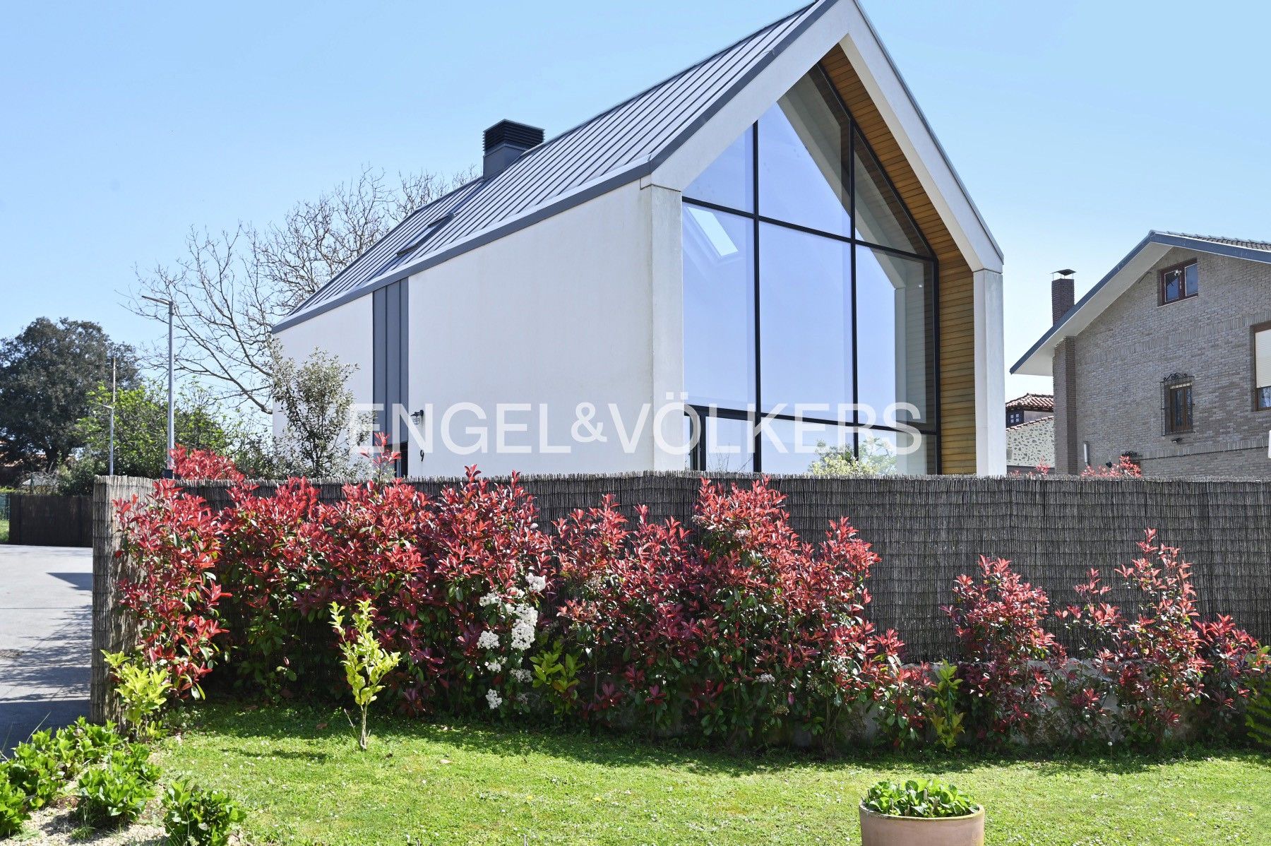 Exterior view of House or chalet to rent in Ribamontán al Mar  with Air Conditioner, Heating and Private garden