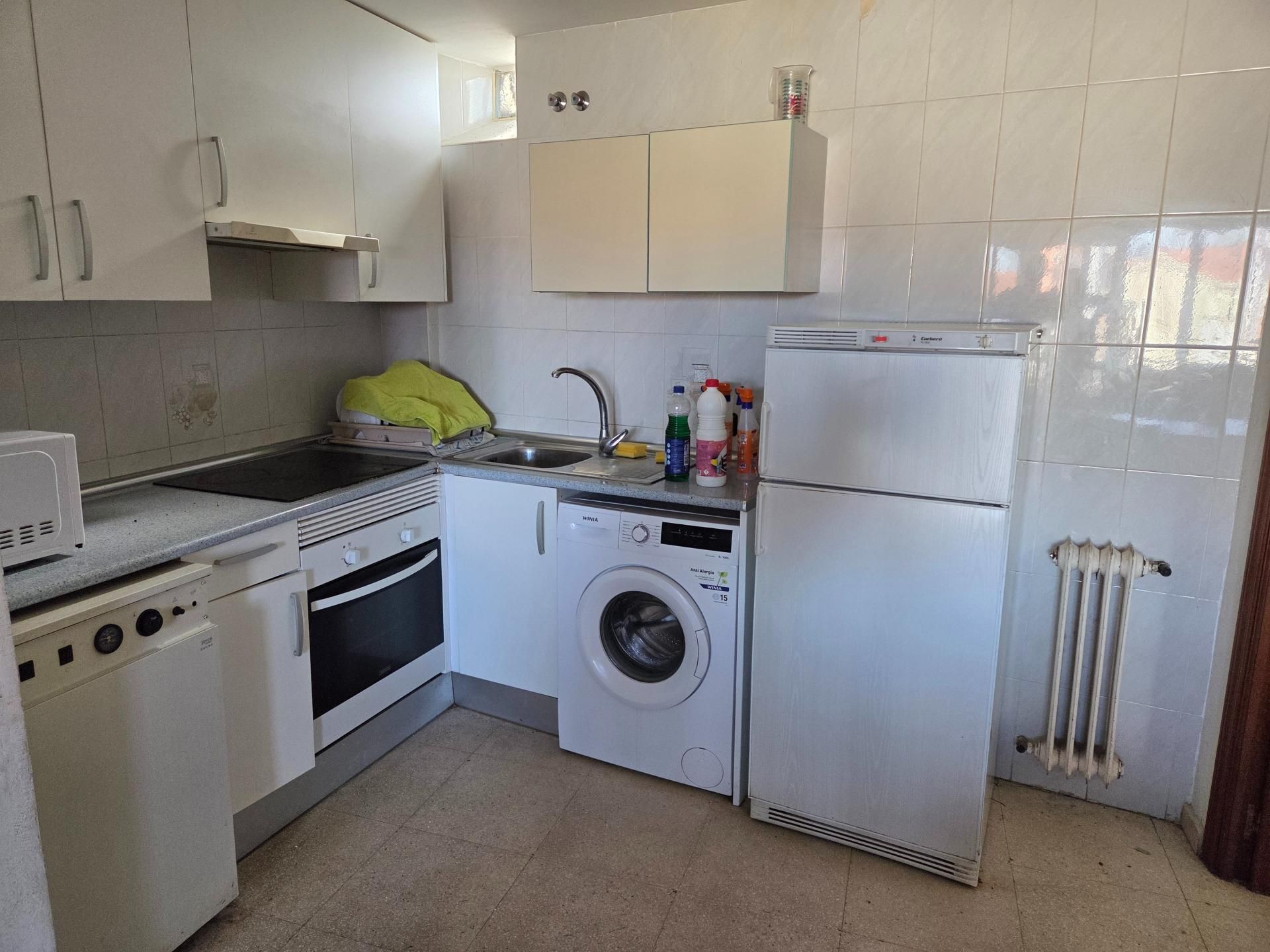 Cuina de Pis en venda en Calzada de Valdunciel amb Calefacció