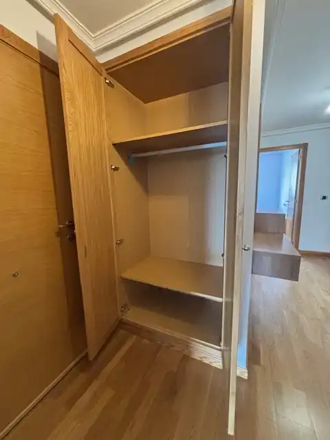 Habitación de Apartamento de alquiler en Narón con Calefacción, Parquet y Trastero