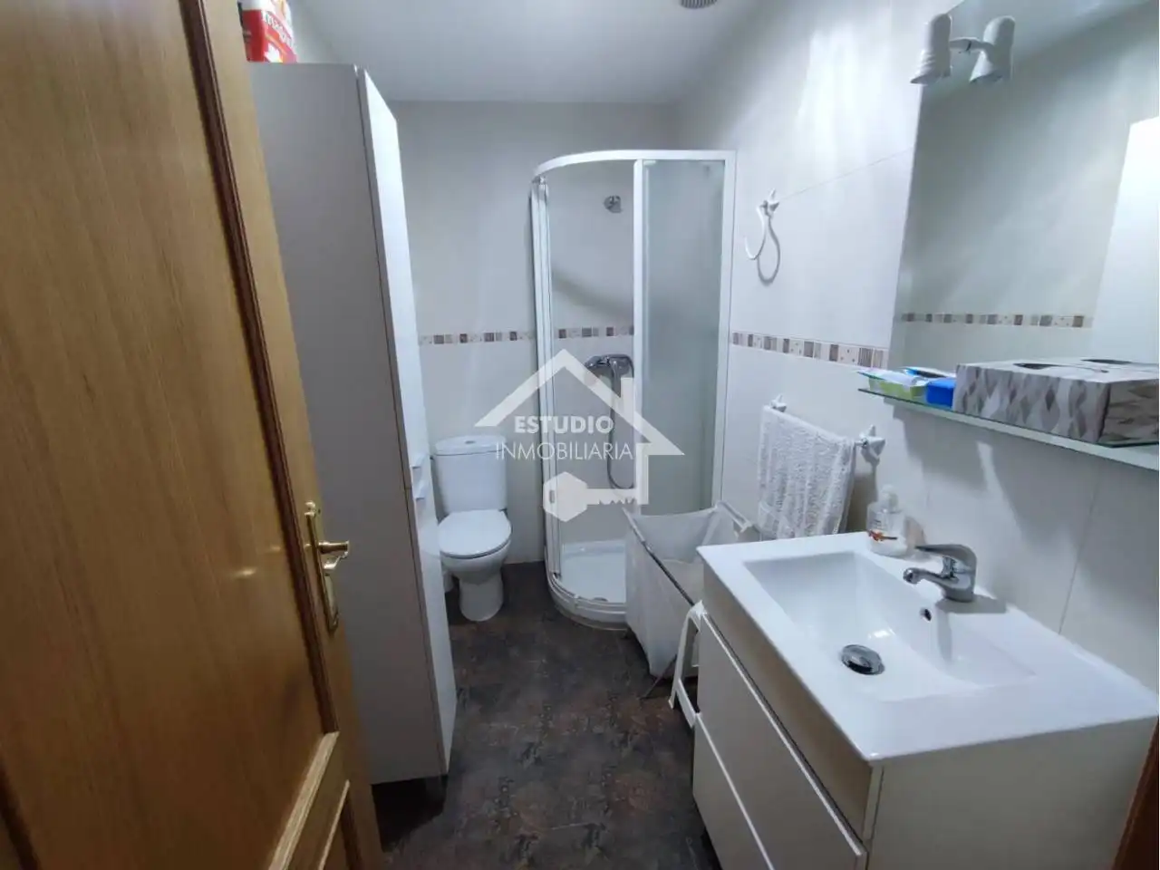 Baño de Casa o chalet en venta en Canillas de Río Tuerto con Calefacción, Jardín privado y Parquet