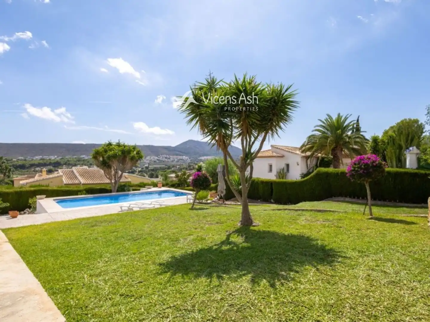 Exterior view of Houses for sale in Jávea / Xàbia  with Air Conditioner, Terrace and Storage room