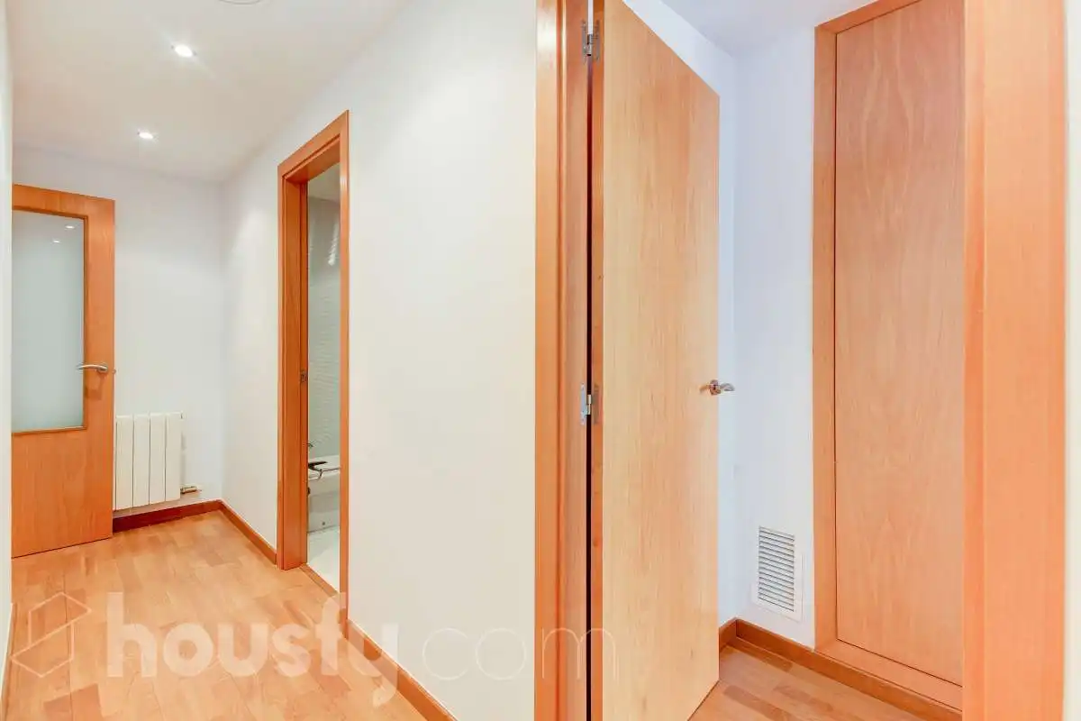 Flat for rent in Barcelona  with Air Conditioner, Heating and Parquet flooring