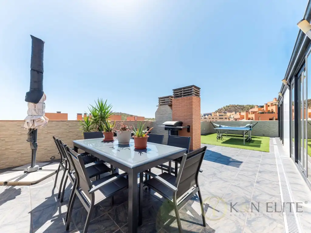 Penthouse mit Pool zum Verkauf in Avenida Mestral, imagen 3