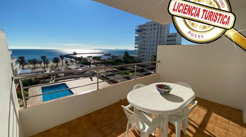 Apartamento en Roses, 2 habitaciones  Impresionantes vistas al mar y licencia turística!