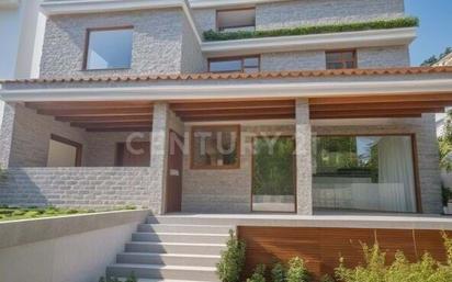 Exterior view of House or chalet for sale in Vilanova i la Geltrú