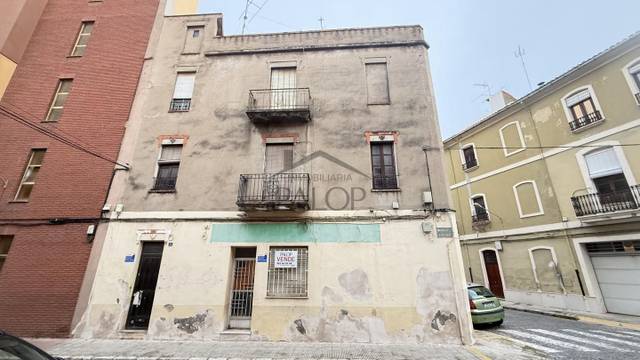 Edificio en Venta en Carcaixent