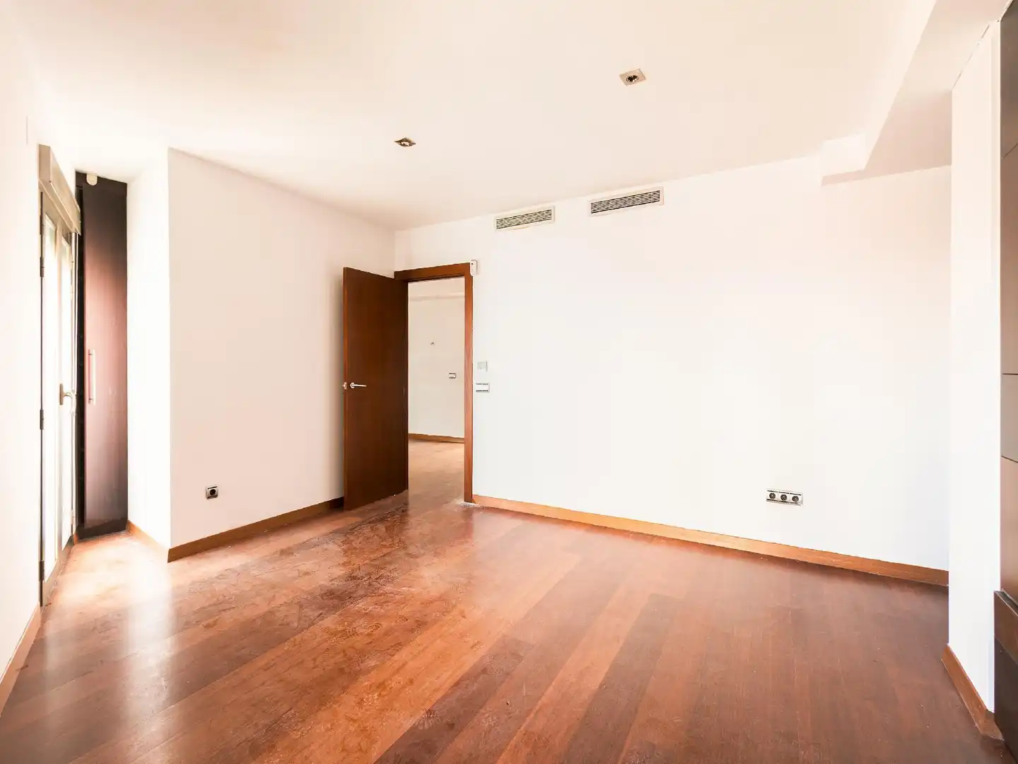 Dúplex en venta en Villanueva de la Serena con Aire acondicionado, Parquet y Terraza