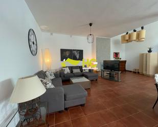 Living room of Flat to share in Villaviciosa de Odón  with Heating and Furnished