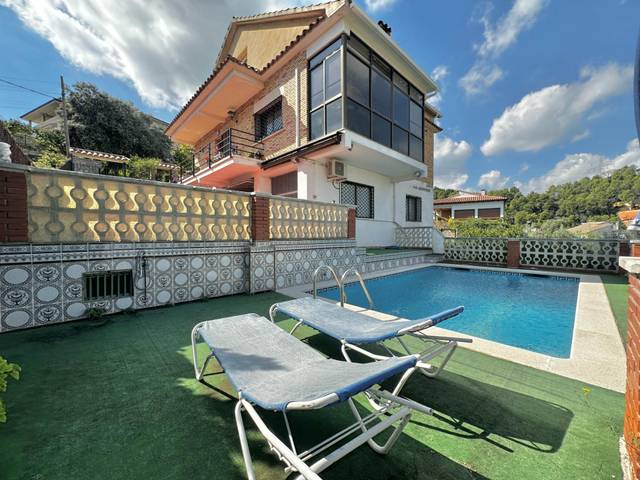 Casa-chalet en Venta en Santa Coloma de Cervelló