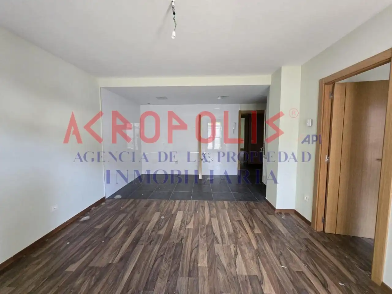 Dúplex en venta en Puebla de Lillo con Calefacción, Terraza y Trastero