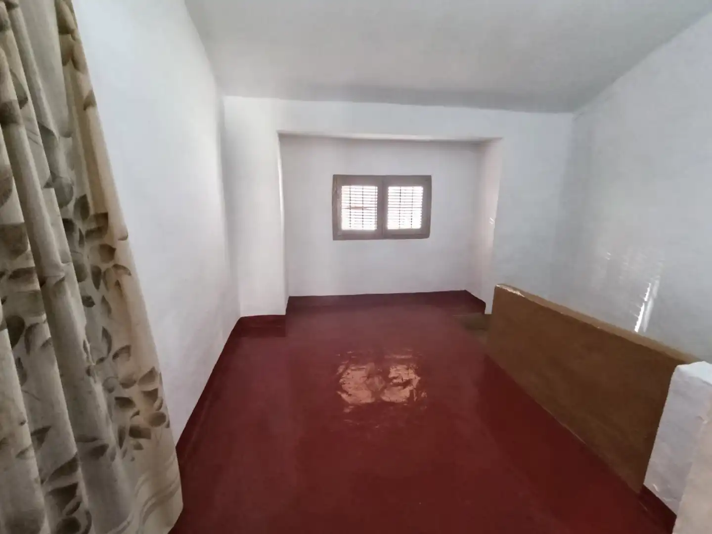 Casa adosada en venda en Iznájar amb Aire condicionat, Terrassa i Moblat