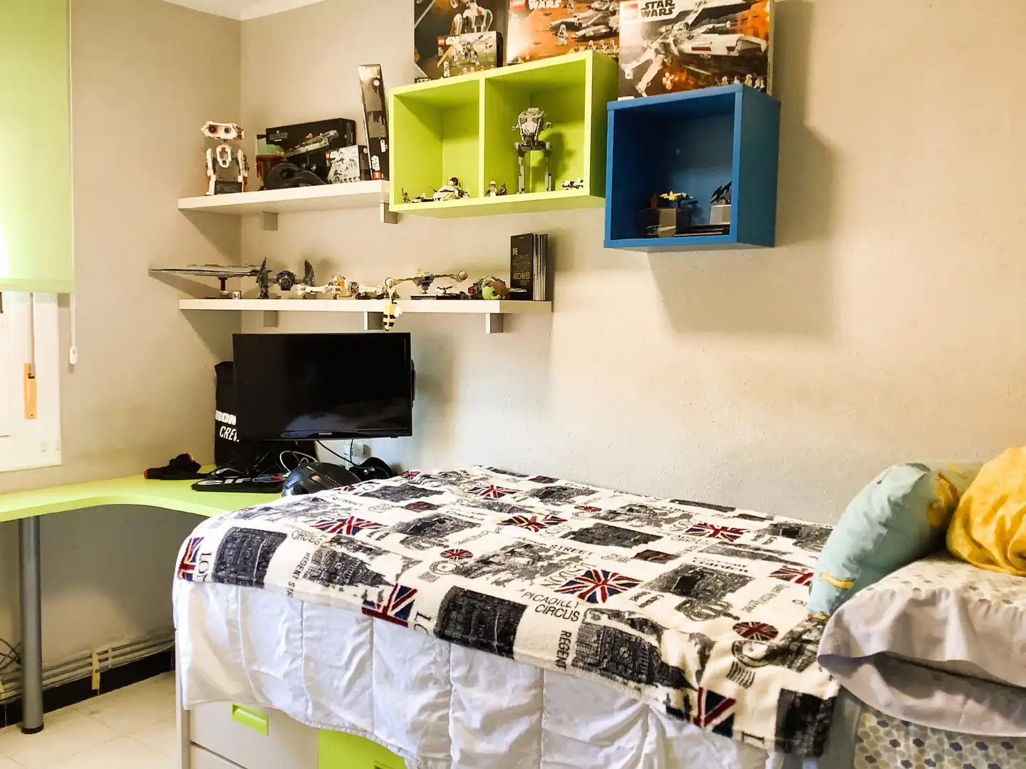 Bedroom of Flat for sale in El Masnou  with Heating and Balcony