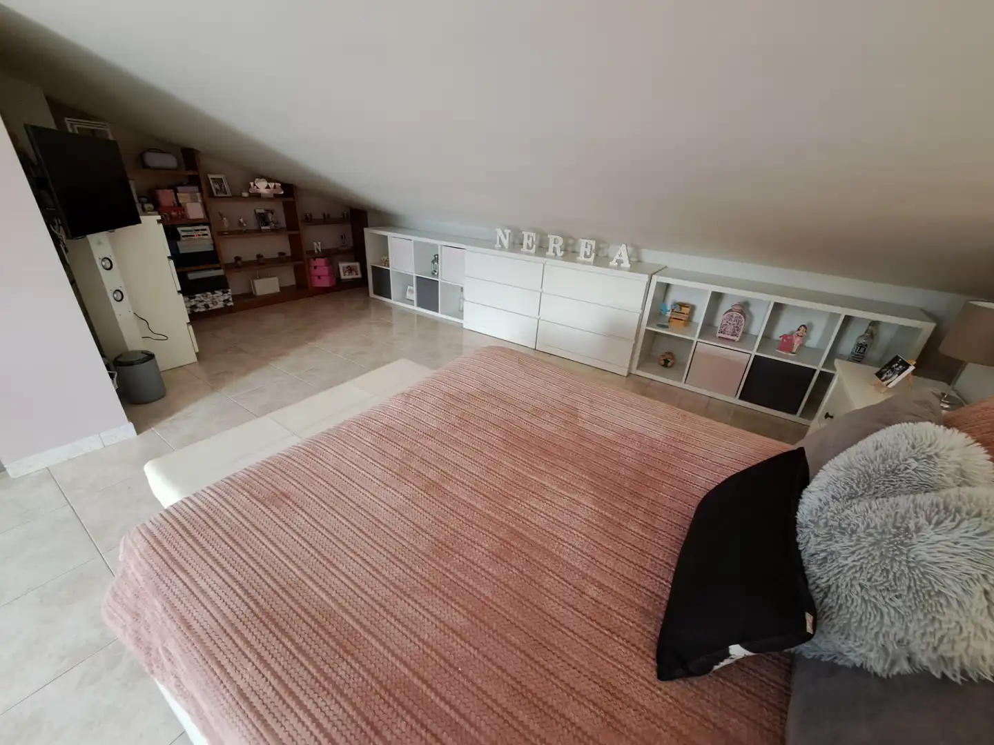 Dormitori de Casa adosada en venda en Mataró amb Aire condicionat, Calefacció i Jardí privat