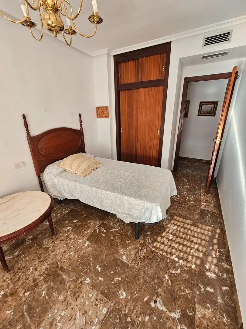 Habitación de Piso en venta en Cáceres con Aire acondicionado, Terraza y Trastero