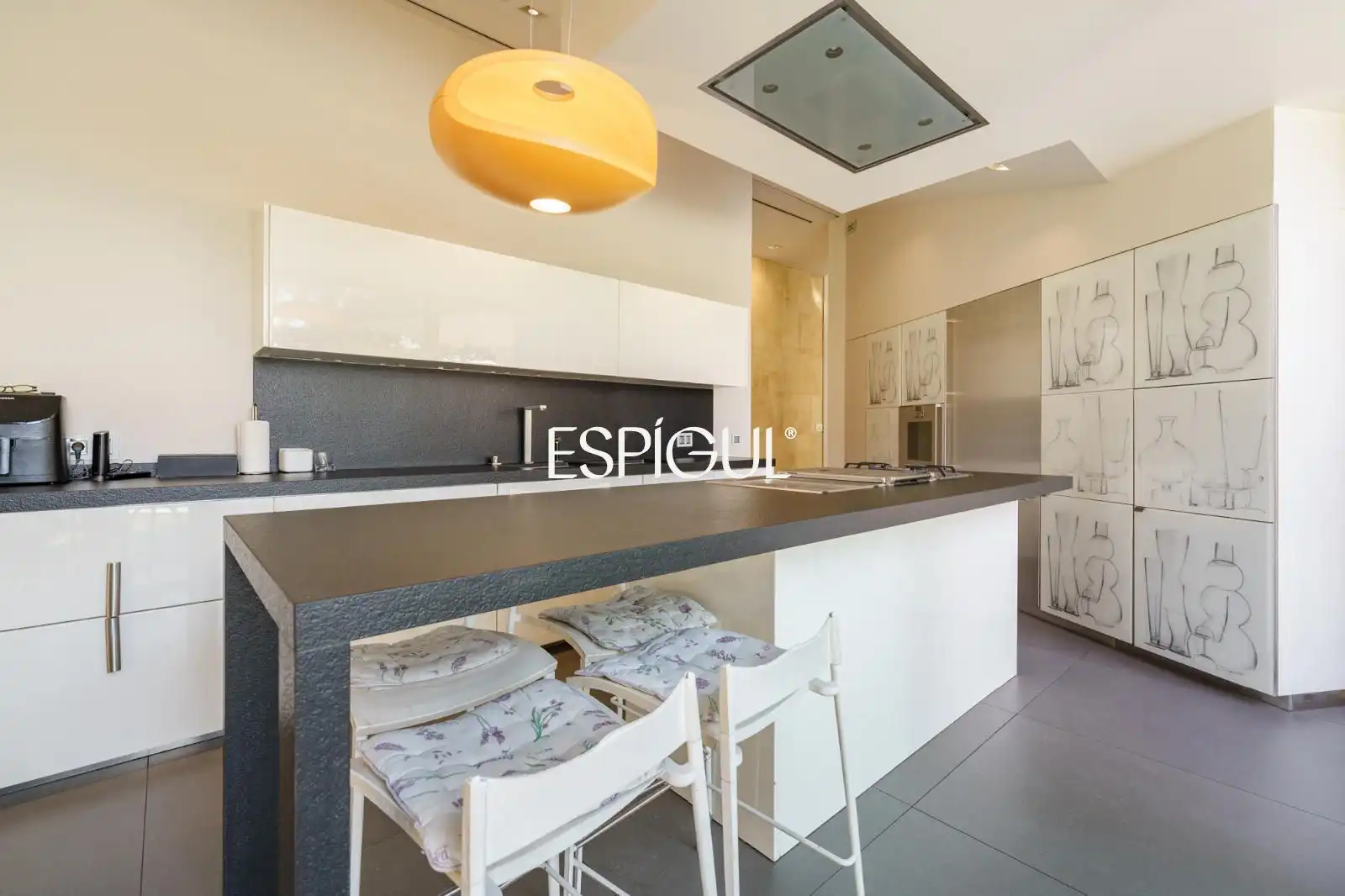 Cuina de Casa o xalet en venda en Sant Cugat del Vallès amb Aire condicionat, Calefacció i Terrassa
