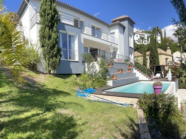 Casa con piscina in vendita a TORRE ESTERIL 60