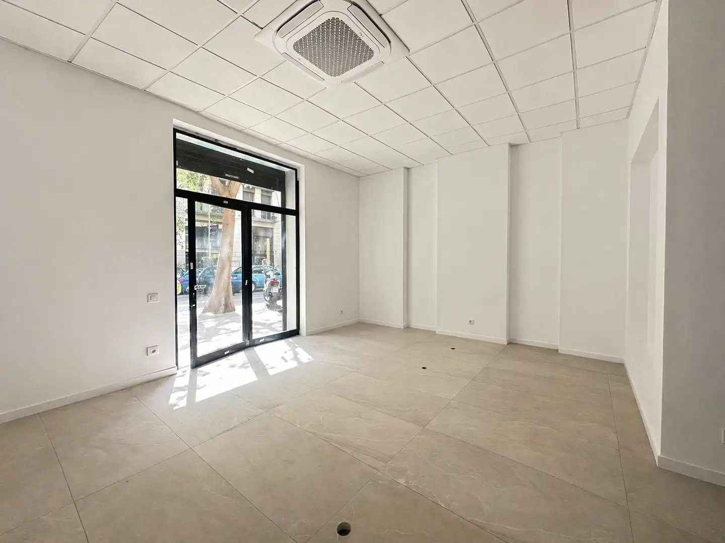 Local comercial en venta en Eixample, imagen 13