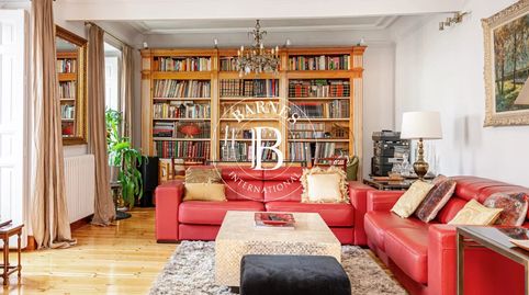 Photo 2 of Flat for sale in Almagro, Madrid Capital