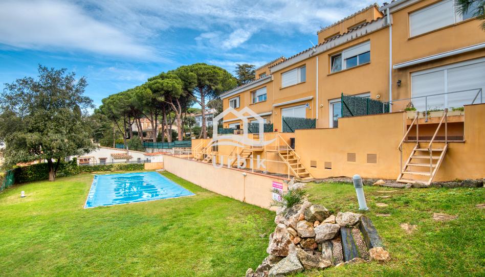 Photo 1 of Single-family semi-detached for sale in Passeig Safir, Los Pinos - Politur, Girona