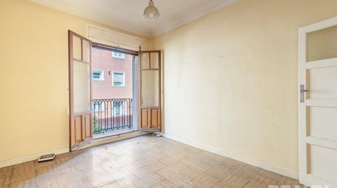 Foto 2 de Piso en venta en Calle Calle Antonio Toledano, Fuente del Berro, Madrid Capital