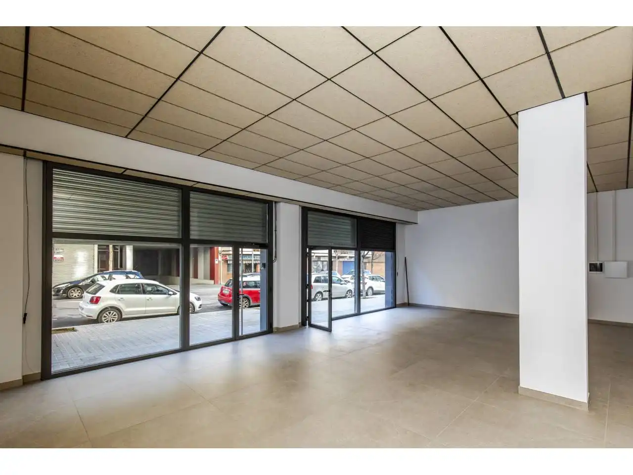 Local comercial de lloguer a Paseo Muntanya 127, imagen 2
