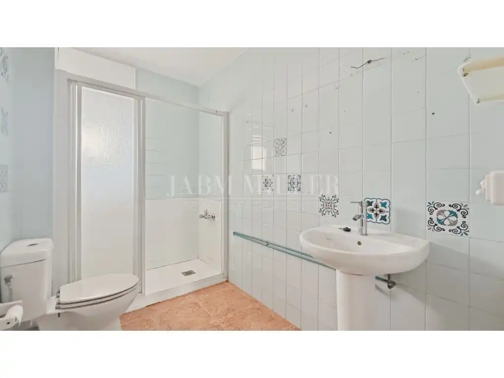 Baño de Planta baja en venta en Elche / Elx