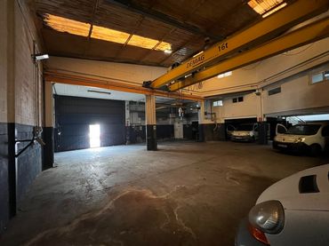 Industriegebäude zur Miete in Rúa la Ermita 6