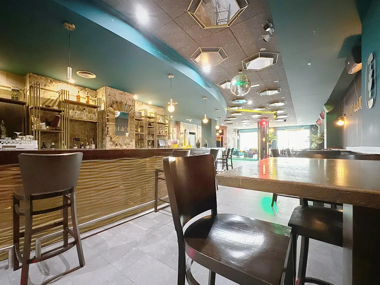 Commercial properties for sale in Torrevieja  with Air Conditioner