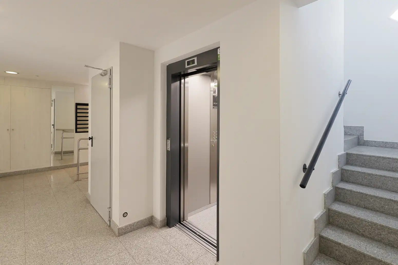 Flat for sale in Oviedo - POSTIGO BAJO, 28, Casco Histórico