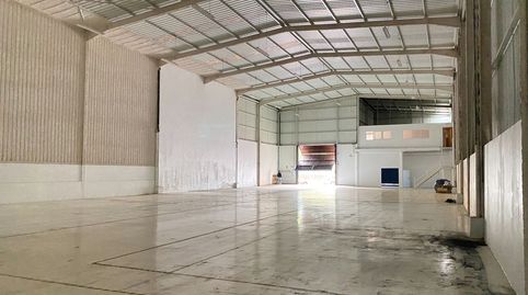 Foto 3 von Fabrikhallen zum Verkauf in Revilla, Camargo