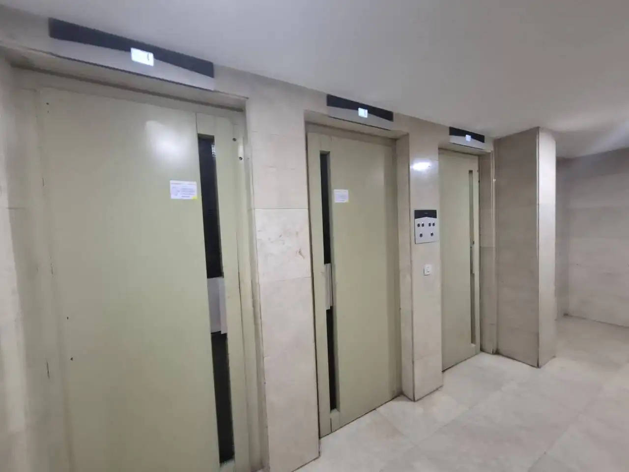 Piso de alquiler en Madrid con Calefacción, Parquet y Alarma