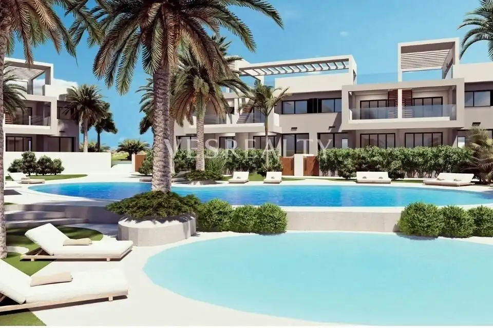 Bungalow avec piscine à vendre à Los Balcones - Los Altos