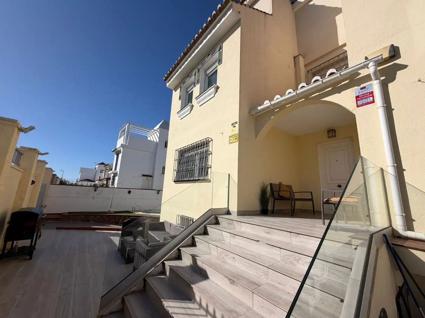 Vista exterior de Casa o chalet en venta en Torremolinos con Aire acondicionado, Calefacción y Terraza