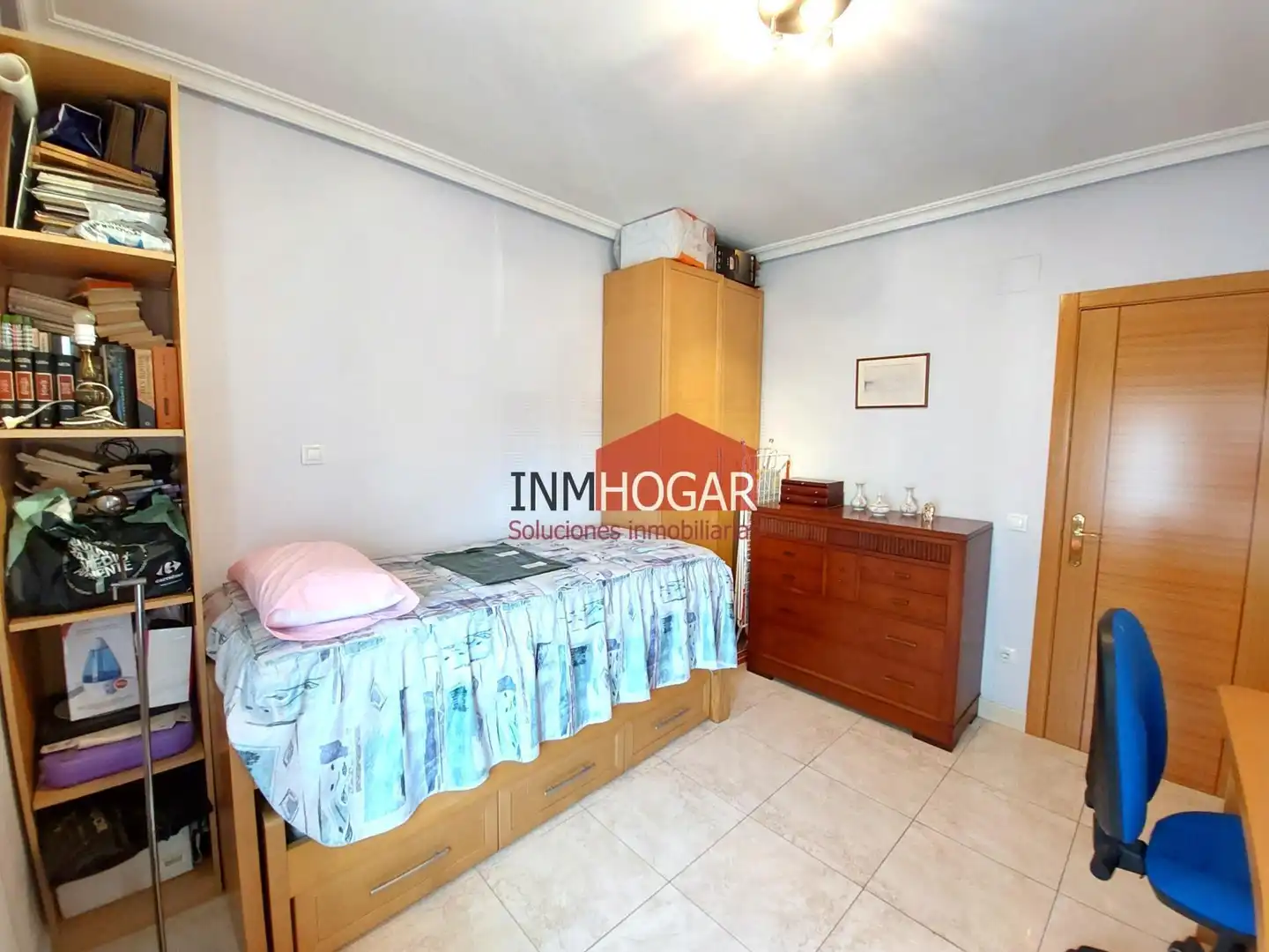 Habitación de Piso en venta en Ávila con Calefacción, Terraza y Trastero