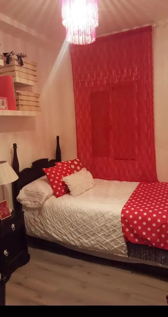 Dormitori de Àtic en venda en Jaén amb Aire condicionat i Moblat