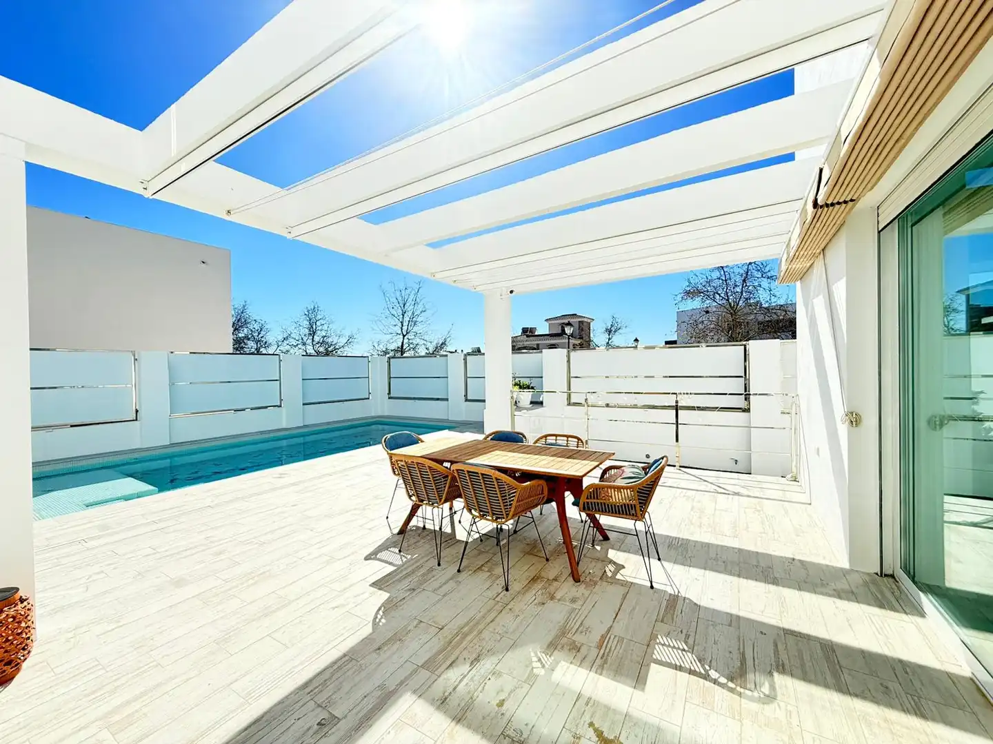 Terrassa de Casa o xalet en venda en Vélez-Málaga amb Aire condicionat, Jardí privat i Traster