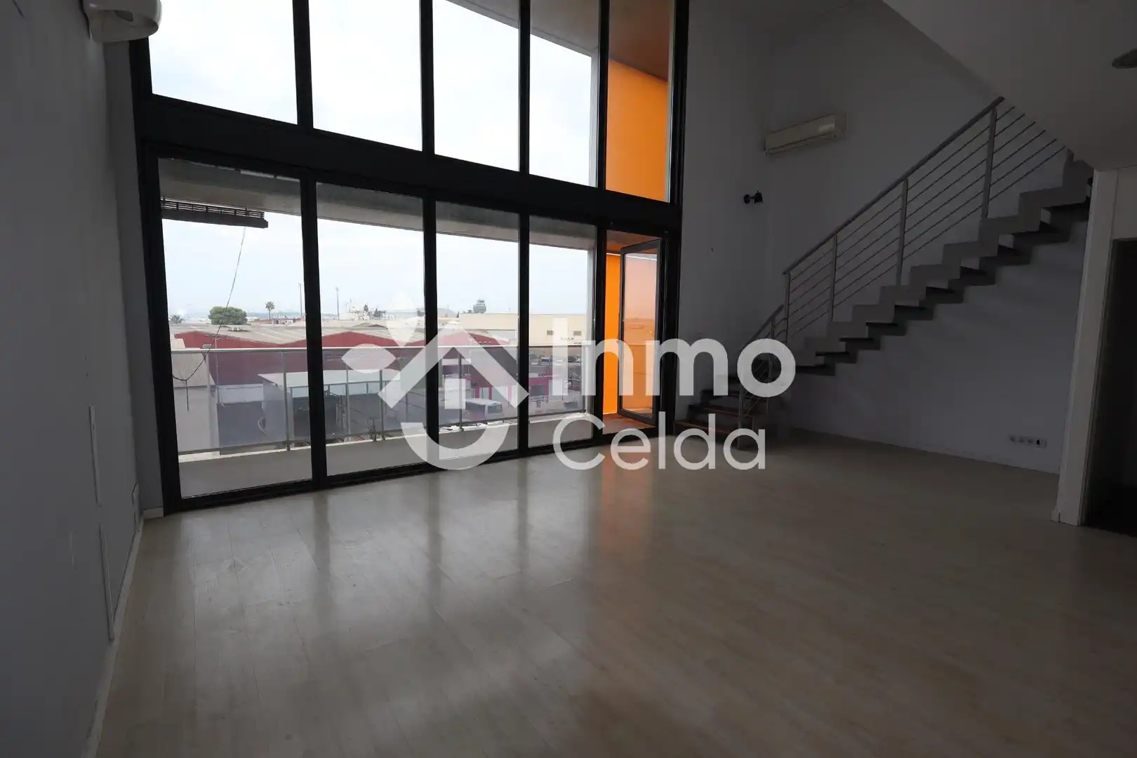 Loft mit Terrasse zur Miete in Polígono del Aeropuerto, imagen 5