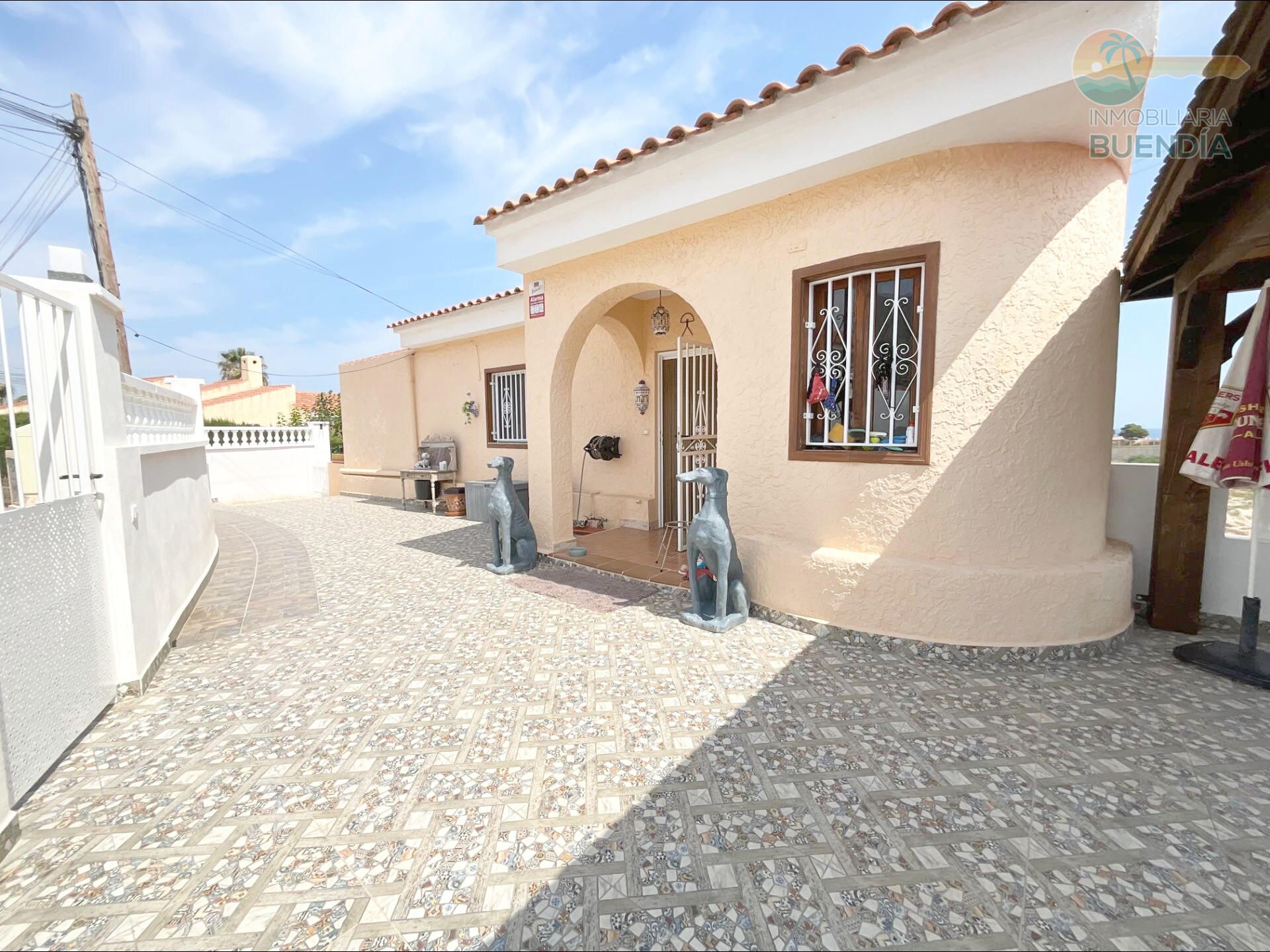 Vista exterior de Casa o xalet en venda en Mazarrón amb Terrassa, Traster i Piscina