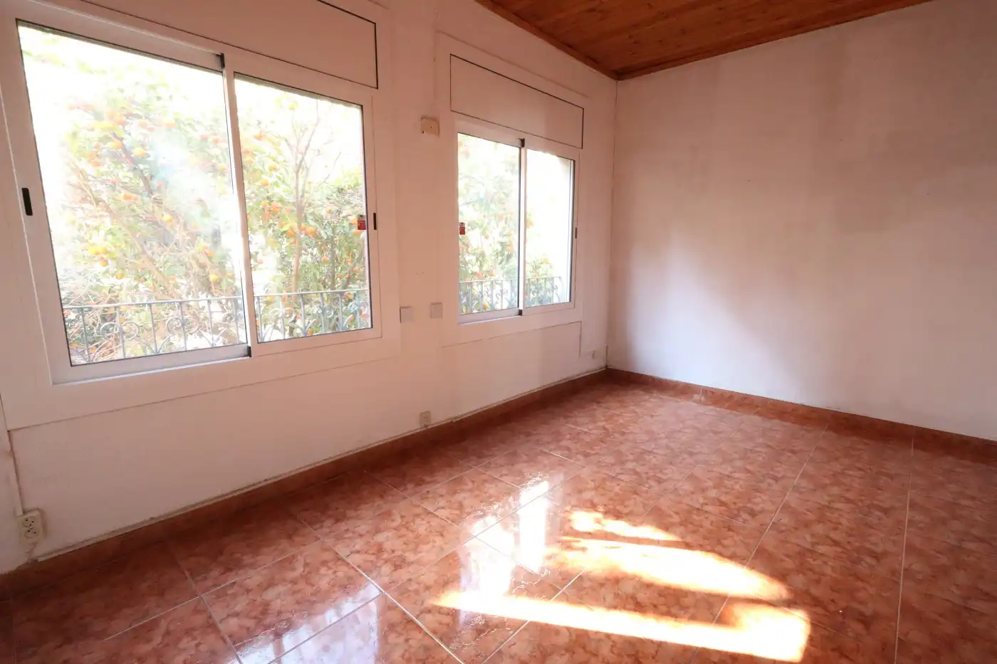 Habitación de Casa o chalet en venta en Barcelona con Calefacción, Terraza y Trastero