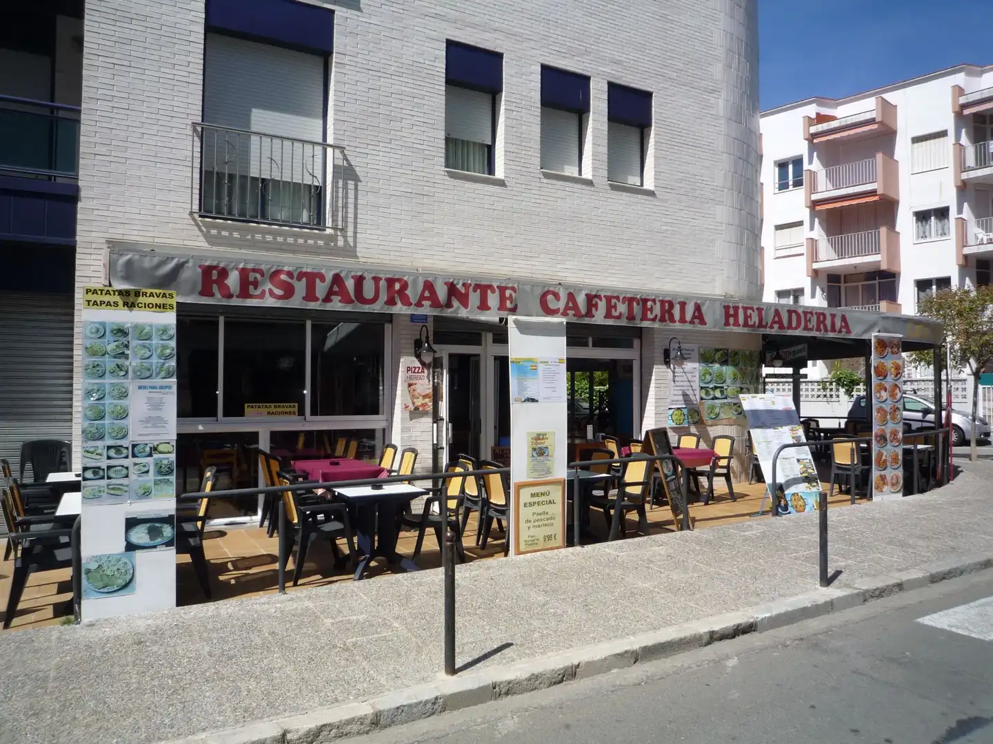 Geschaftsraum zum Verkauf in Tossa de Mar mit Klimaanlage, Terrasse und Möbliert