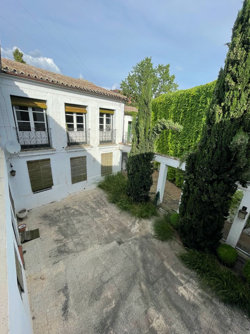 Jardí de Casa o xalet en venda en Talavera de la Reina amb Aire condicionat, Jardí privat i Terrassa