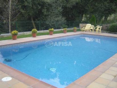 Piscina de Casa o xalet en venda en Cardedeu amb Terrassa i Piscina