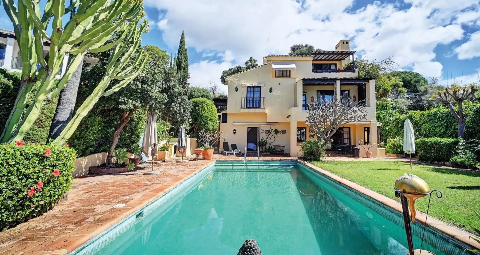 Villa con piscina in vendita a Elviria - Cabopino