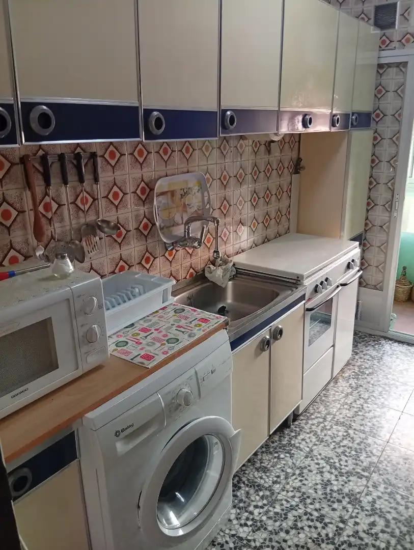 Cocina de Piso en venta en Madrid con Calefacción, Terraza y Amueblado