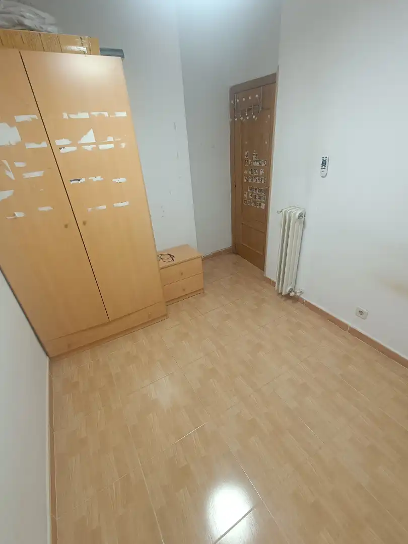 Schlafzimmer von Wohnung zum Verkauf in Parla mit Klimaanlage und Heizung