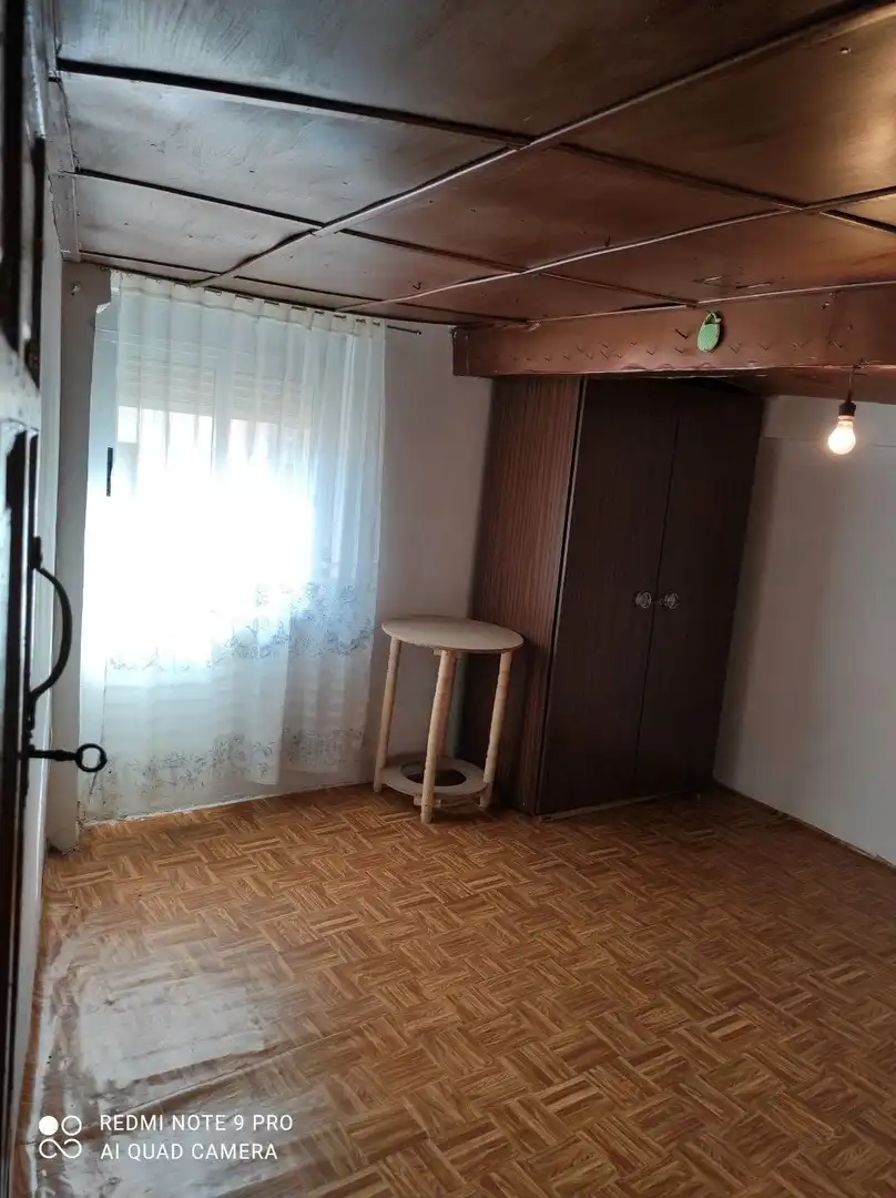 Habitación de Casa o chalet en venta en San Miguel de Valero con Terraza, Trastero y Amueblado