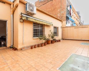 Vista exterior de Casa o xalet en venda en Sabadell amb Aire condicionat, Calefacció i Jardí privat