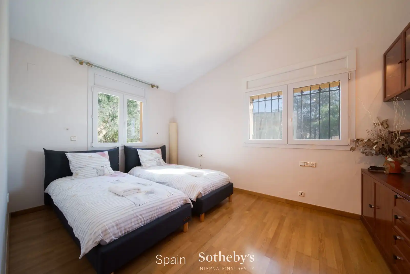 House with pool for sale in Carrer Anglaterra, imagen 18