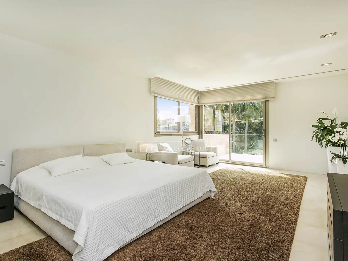 Dormitori de Casa o xalet en venda en Barcelona amb Aire condicionat, Calefacció i Jardí privat
