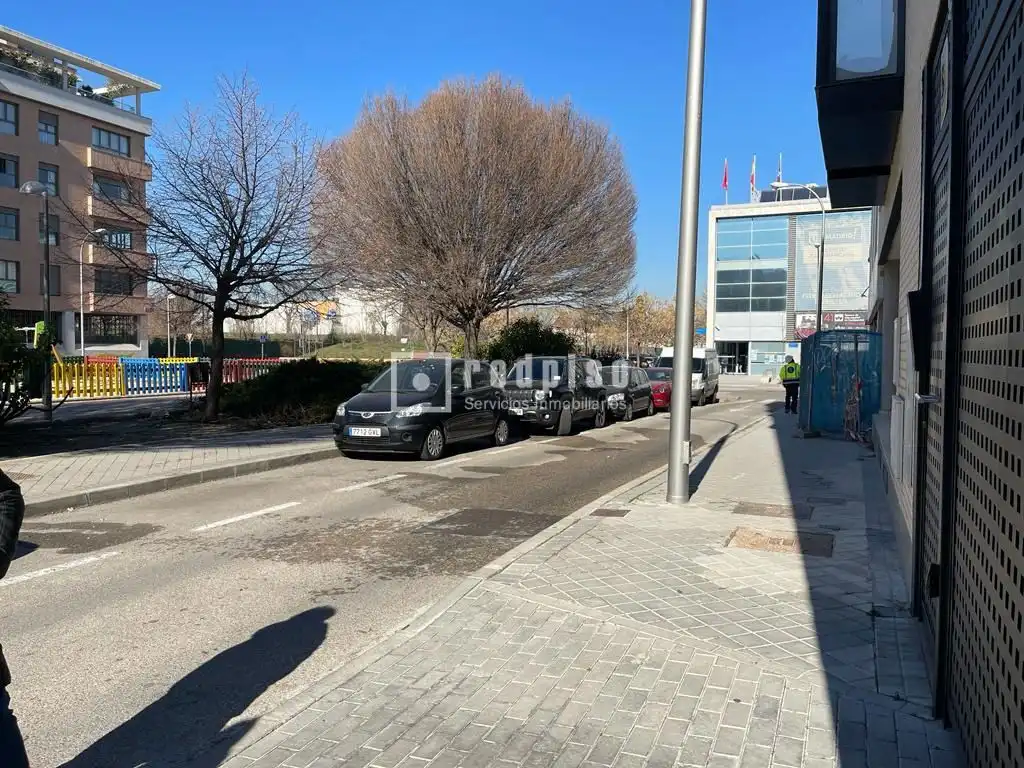 Parking of Garage for rent in Madrid